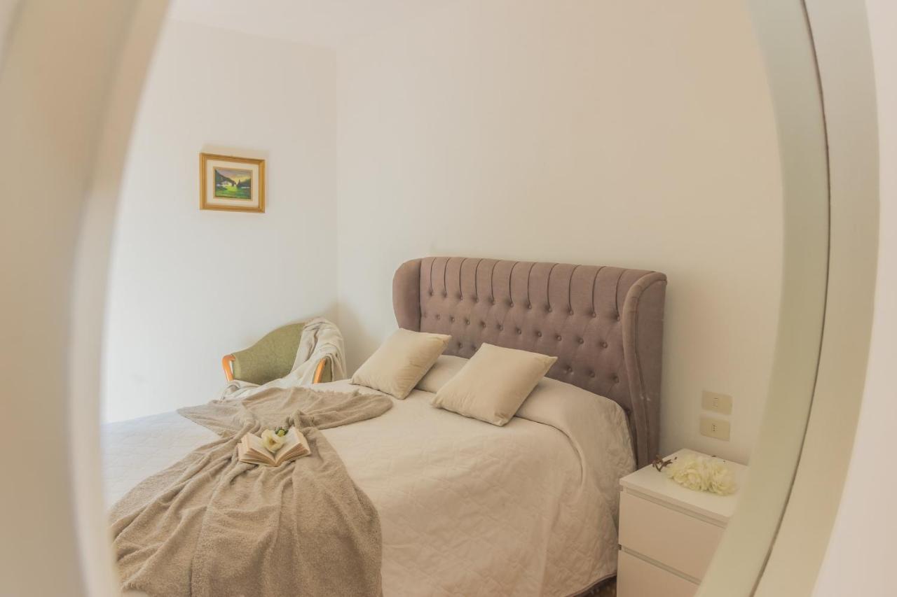 Casa Bobbie Apartment วาเรนนา ภายนอก รูปภาพ